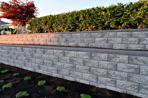 Cost of Concrete Retaining Wall Installation in Terre Haute