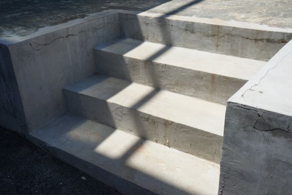 Cost of Cement Steps Replacement in Terre Haute