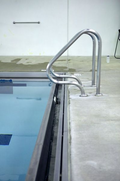 Cost of Poolside Concrete Paving in Terre Haute